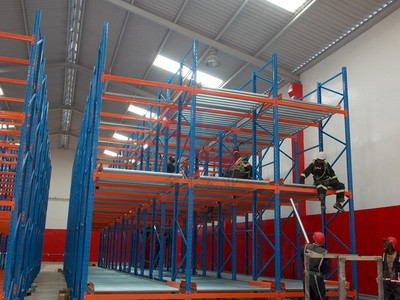 滚筒式货架JT-003